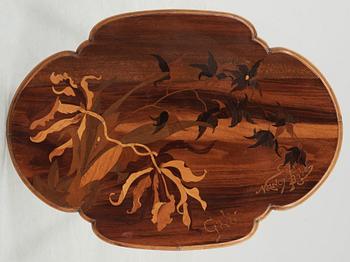 An Emile Gallé Art Nouveau mahogany table with floral inlays, Nancy, France ca 1900.