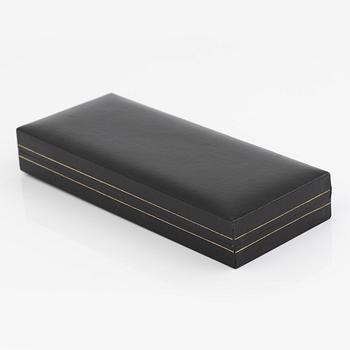 Collier, 18K vitguld med rubiner, opaler, granater och turmaliner.