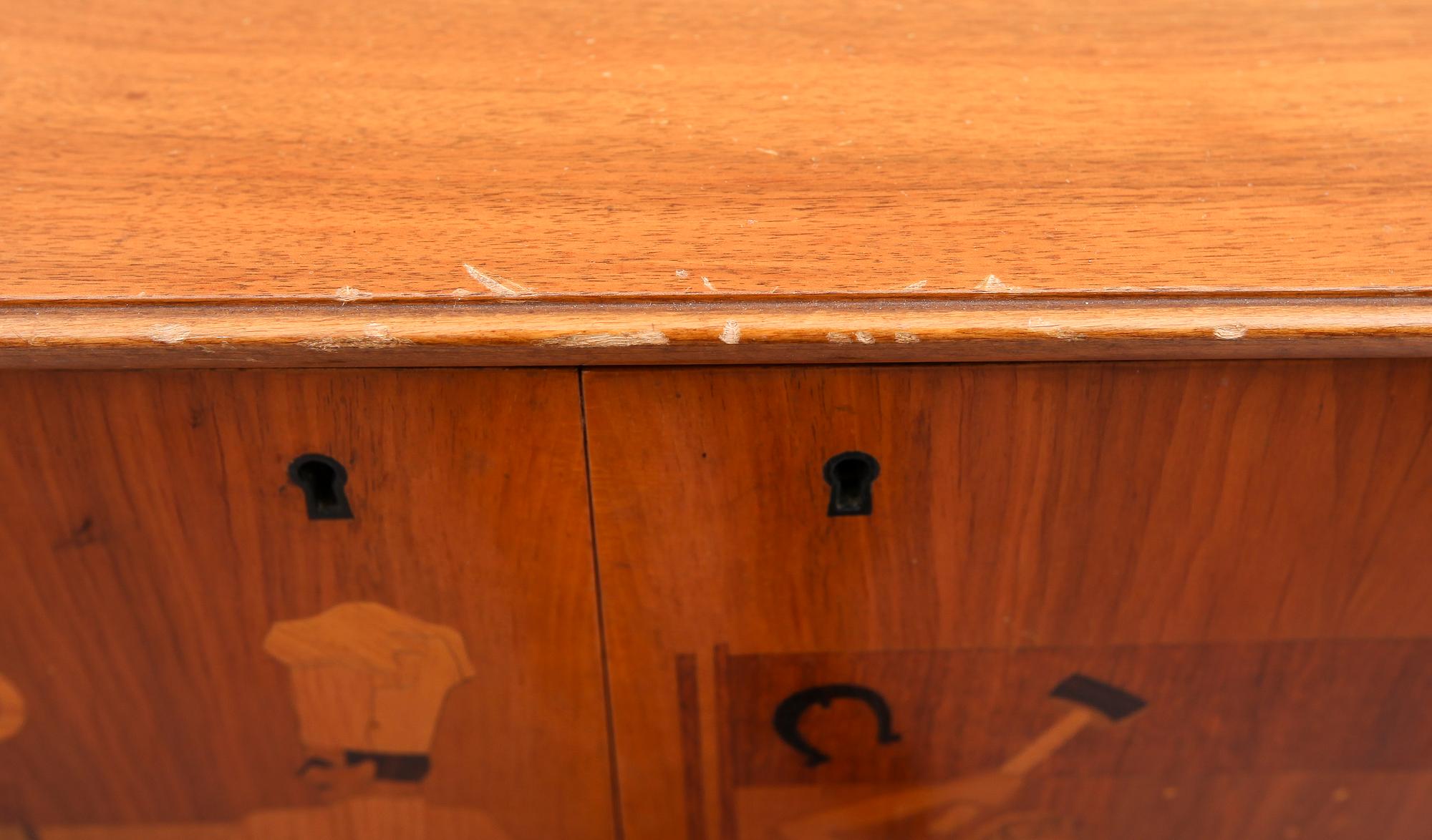 SKÅP, art déco, Erik Matsson, Mjölby Intarsia, 1900-talets andra hälft.