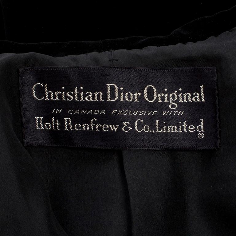 CHRISTIAN DIOR, a two-piece suit consisting of jacket and skirt.