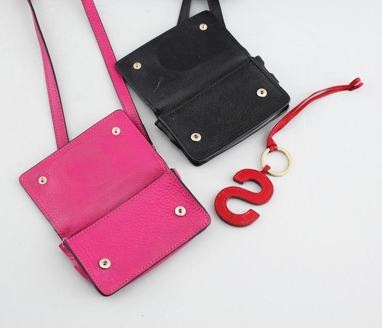 Two mobile cases named "Daria Mini Messenger" and a keyring from Mulberry.