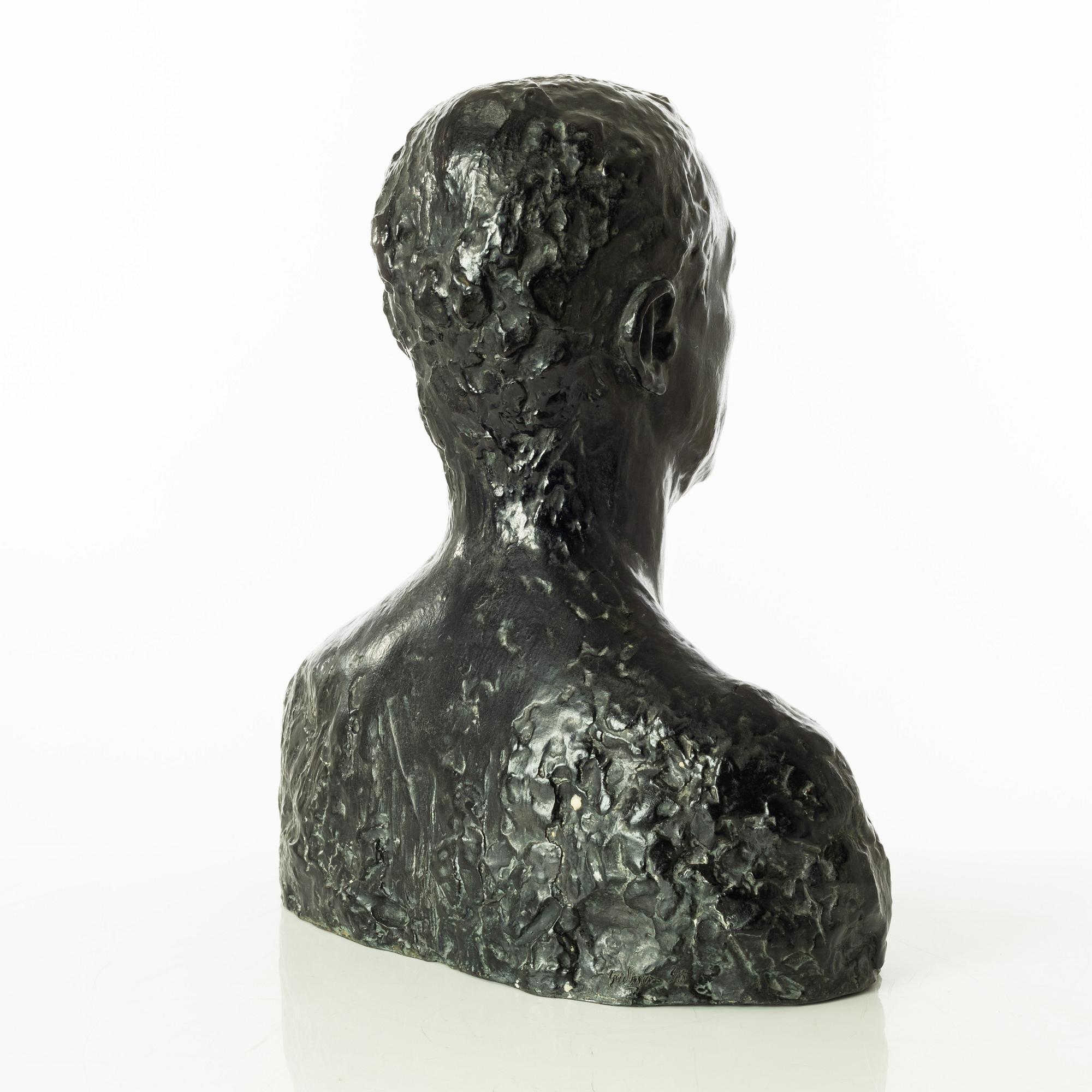 Gudmar Olovson, sculpture. Signed. Numbered. Foundry mark. Bronze, height 49 cm, length 42 cm.