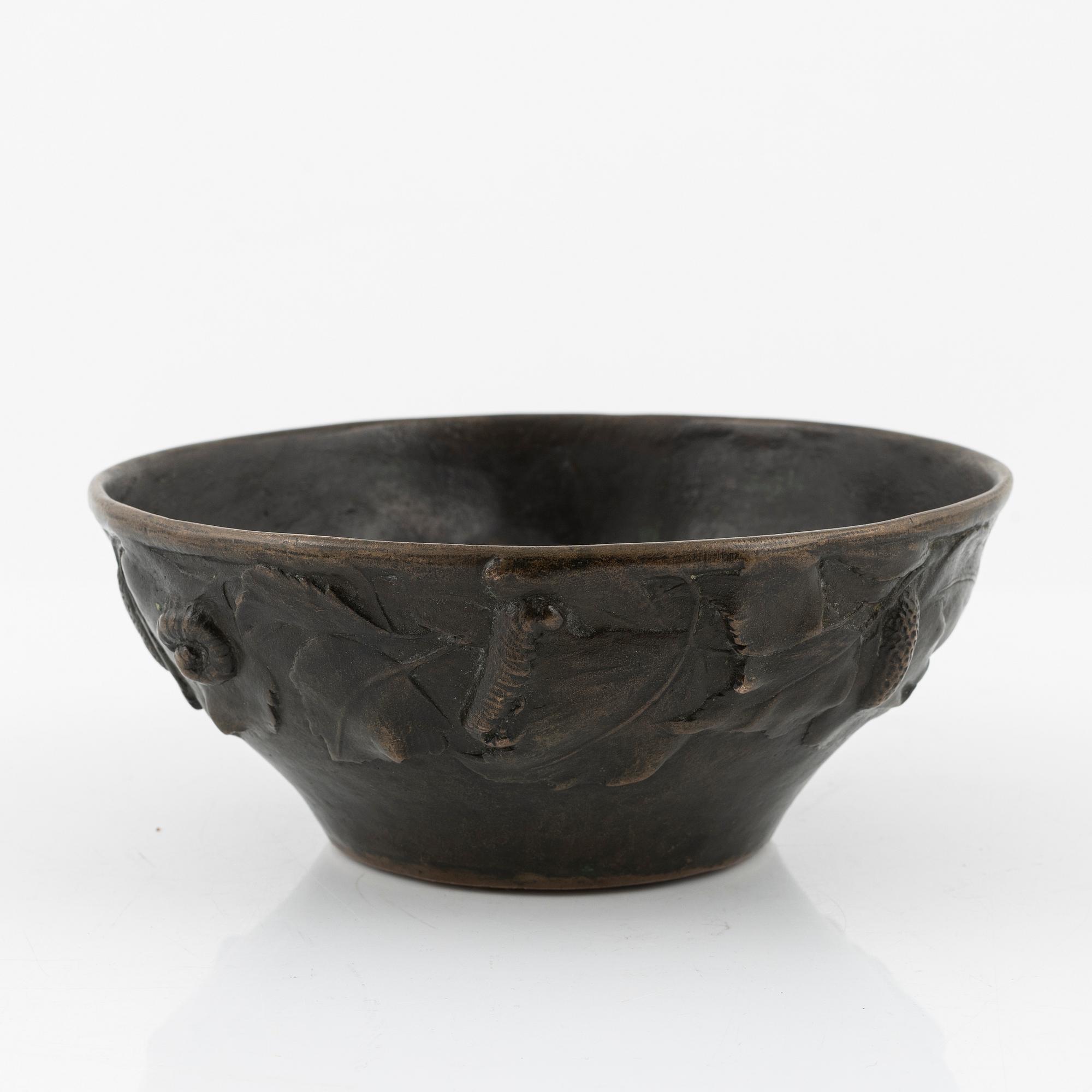 Lisa Ouchterlony, skål, brons, Jugend, Herman Bergman fud.