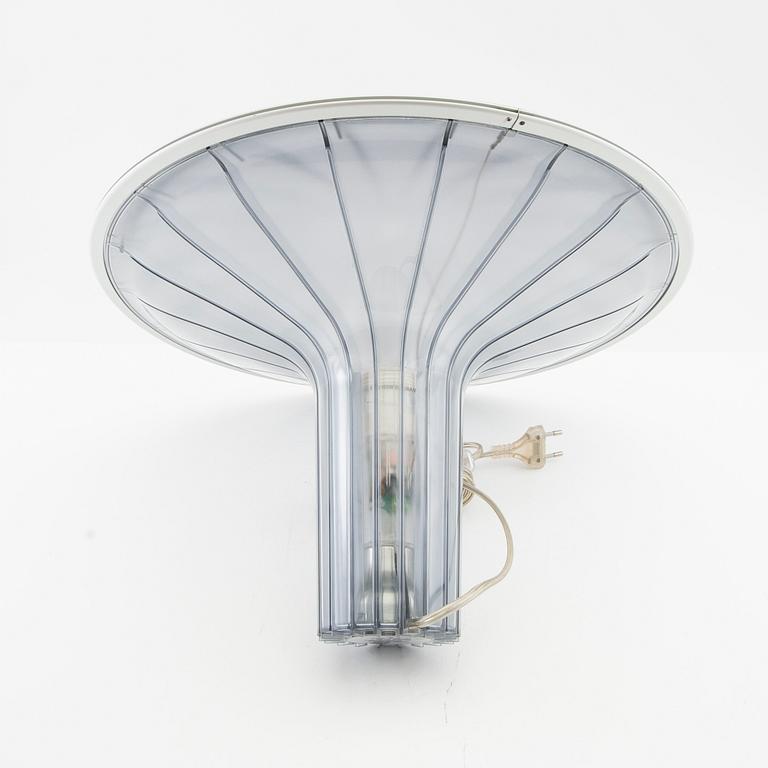 Ross Lovegrove table lamp "Agaricon D36" for Luceplan, contemporary Italy.