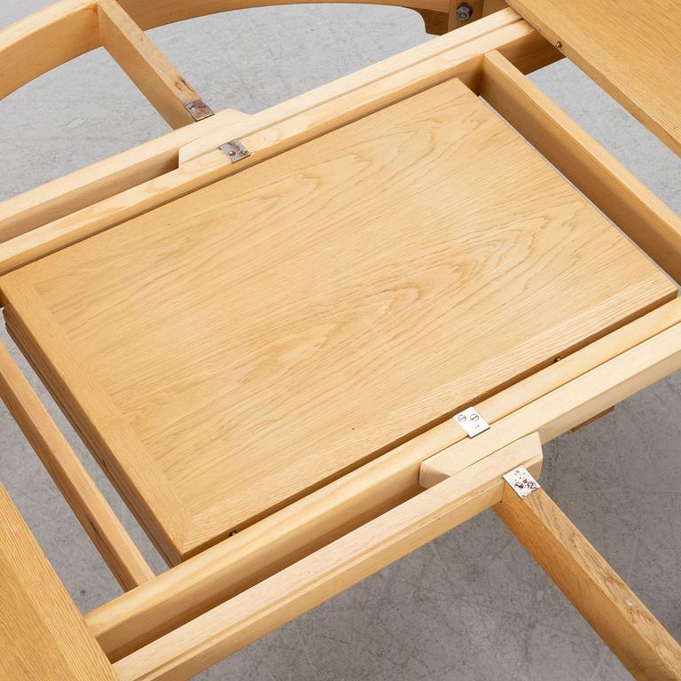 Børge Mogensen, an 'Öresund' dining table, late 20th century.