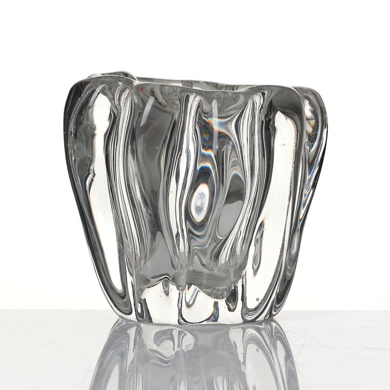 Tapio Wirkkala, a 'Kalvolan Kanto' , model 3241 glass vase, Iittala, Finland.