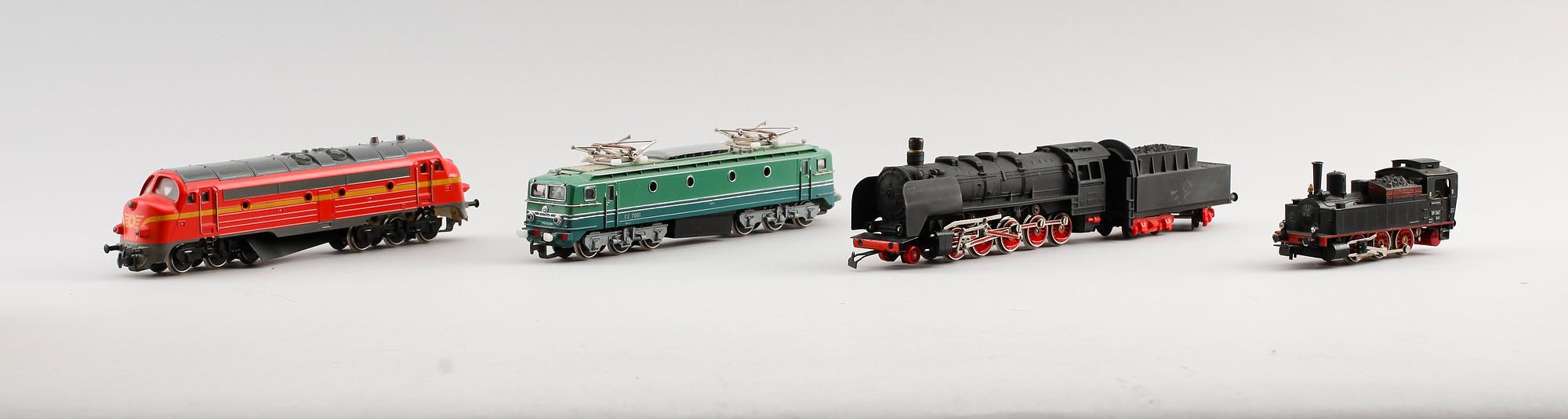 SAMLING MODELLTÅGSDELAR, 16 delar, Piko, Tyskland.