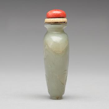 Three nephrite and agathe snuff bottles with stoppers, China and Tibet, late 19th Century.