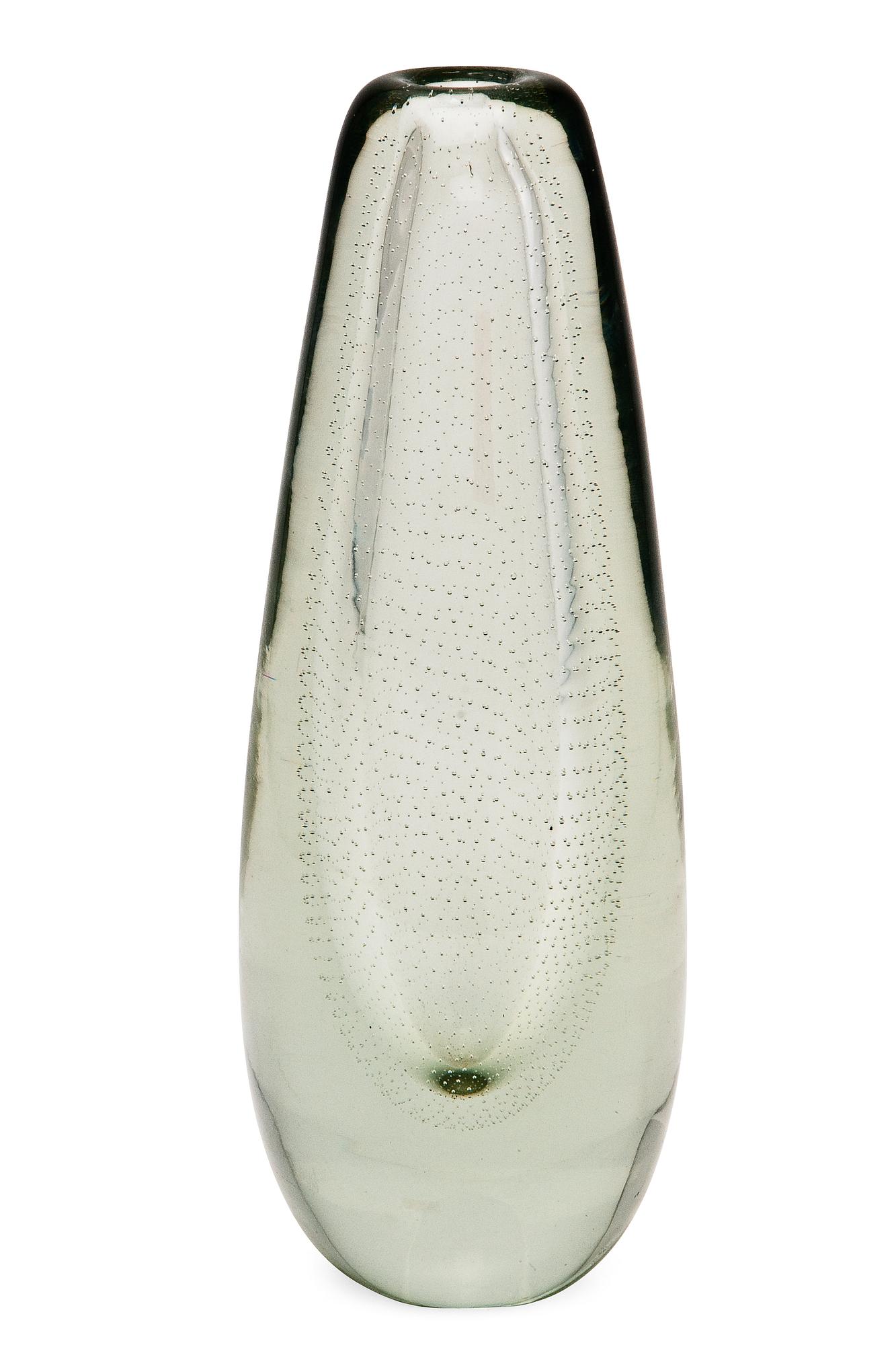 Gunnel Nyman, VASE.