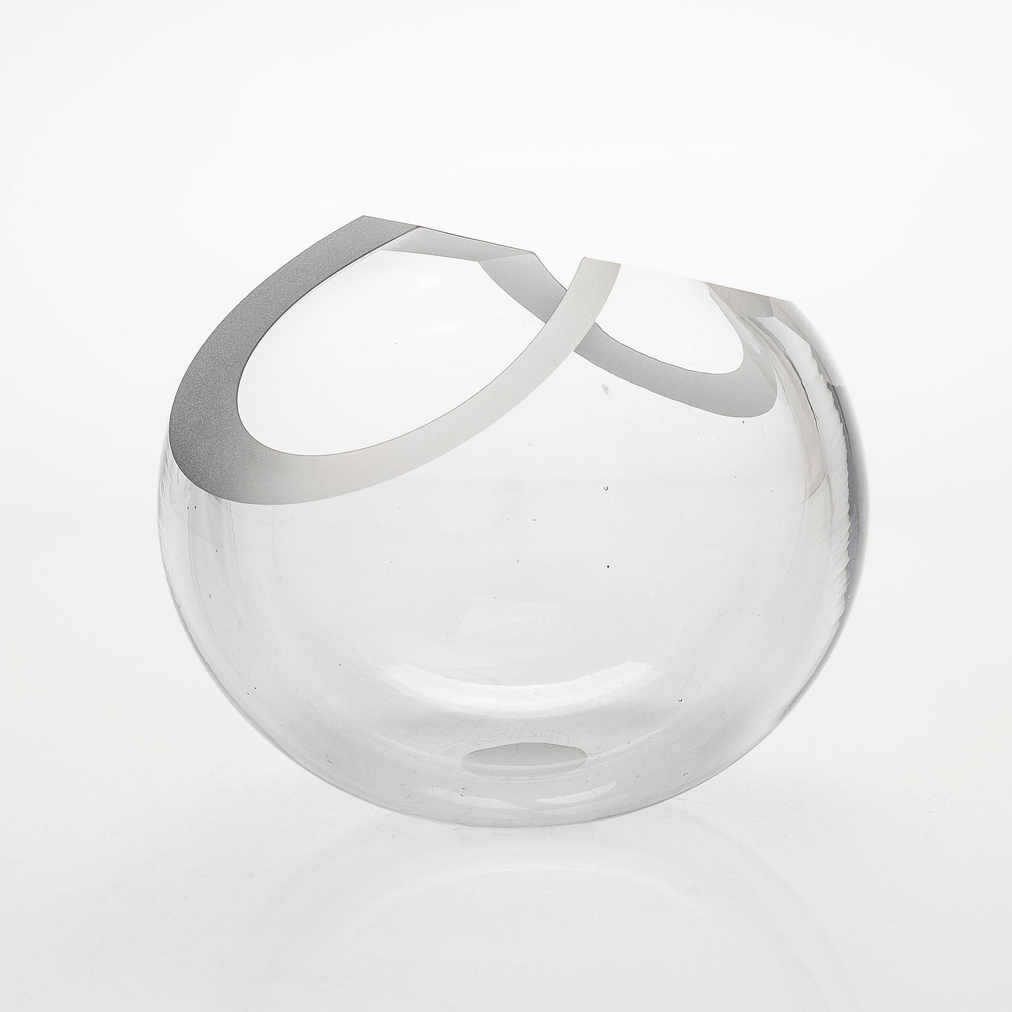 Tiina Nordström, an art glass signed Tiina Nordström, Iittala 1995.