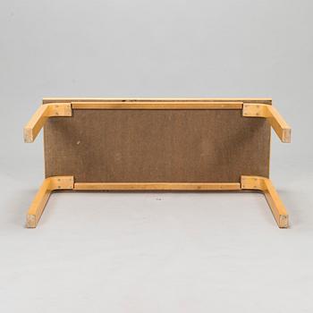 Alvar Aalto, bord, för Artek 1970-tal.