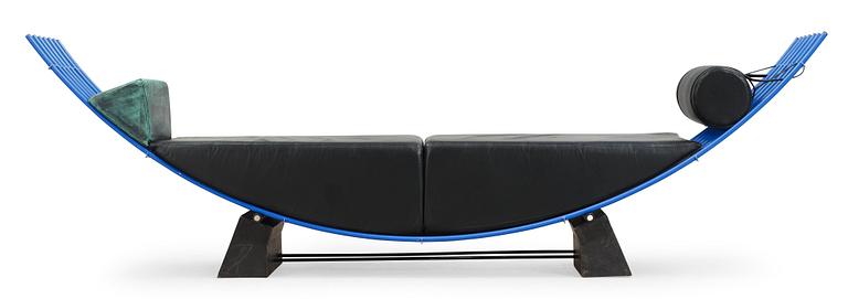 A Jonas Bohlin daybed 'Concav', Källemo ca 1985, a unique piece.