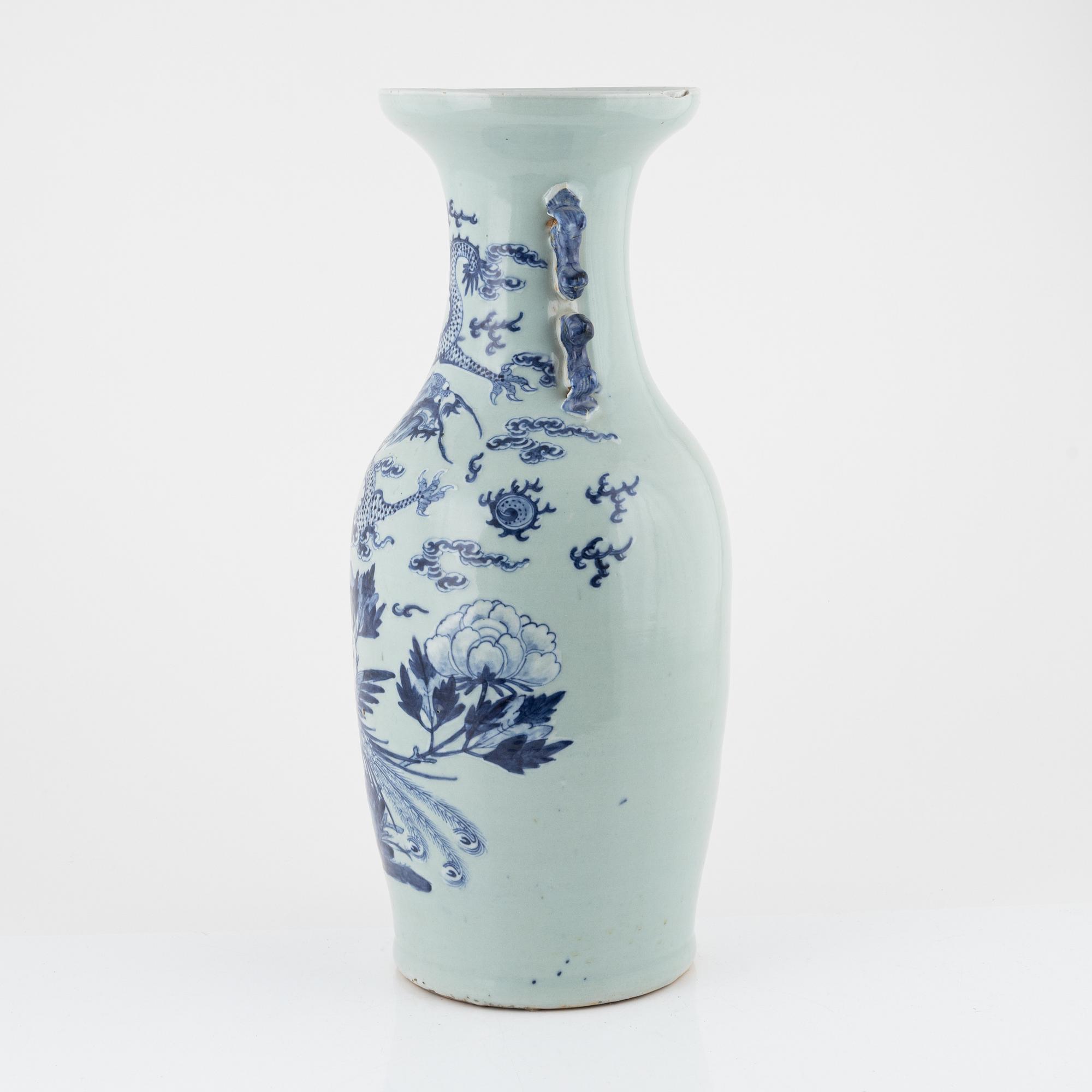 Golvurna, porslin, Kina, 1800-tal.