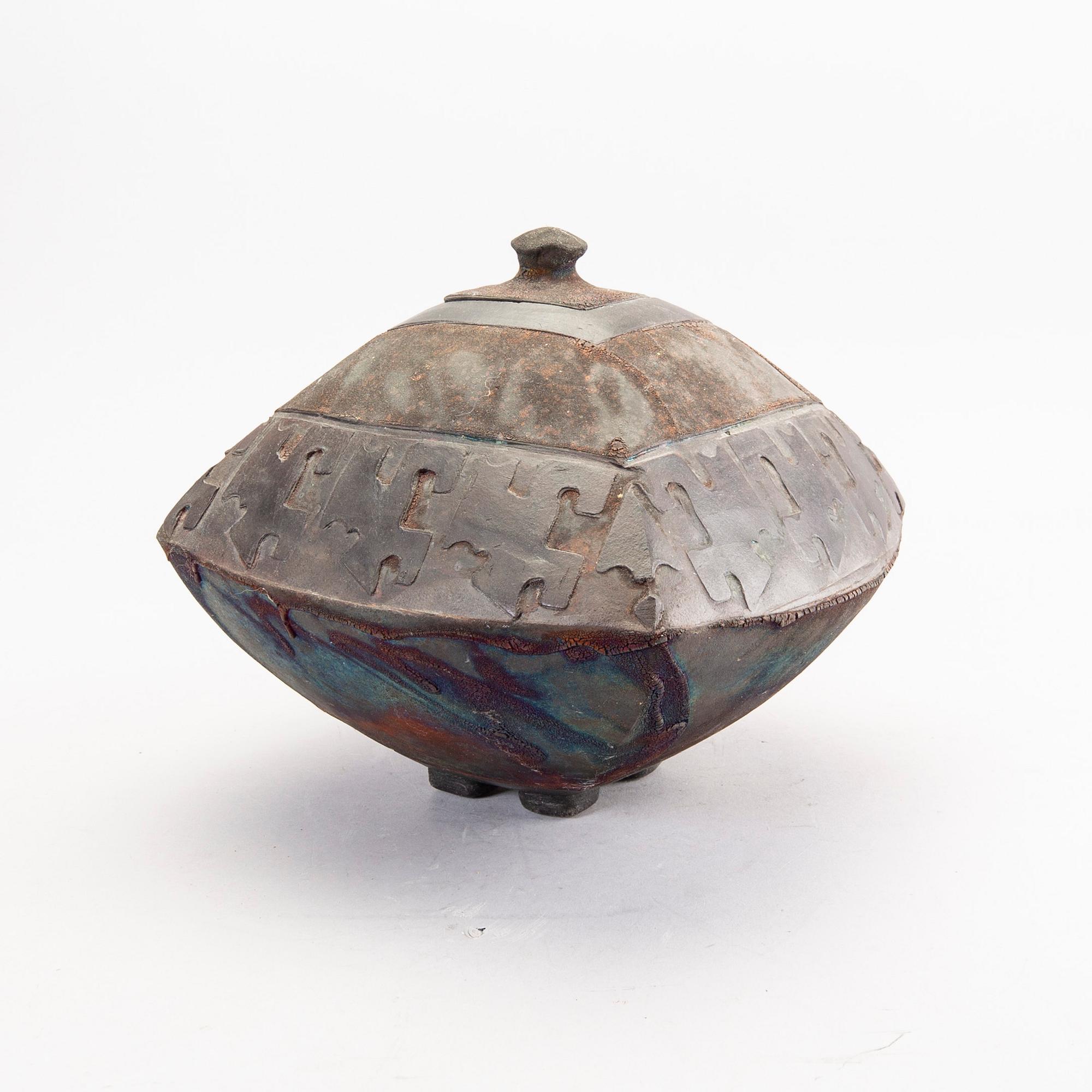 Steen Kepp, lockurna/skulptur signerad.