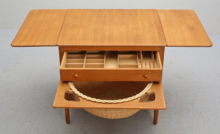 SYBORD, "AT-33", Hans J Wegner, Andreas Tuck, Danmark, 1900-talets andra hälft.