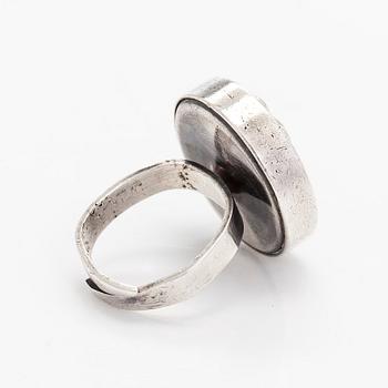 Nanny Still, ring, titan, silver, Kultakeskus 1976.
