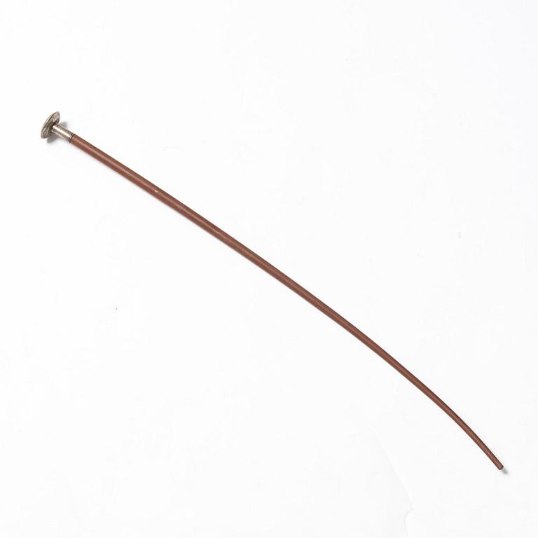 A wooden riding crop with silver mountes knob, 1929, Sweden, price from a horse jumping contest.