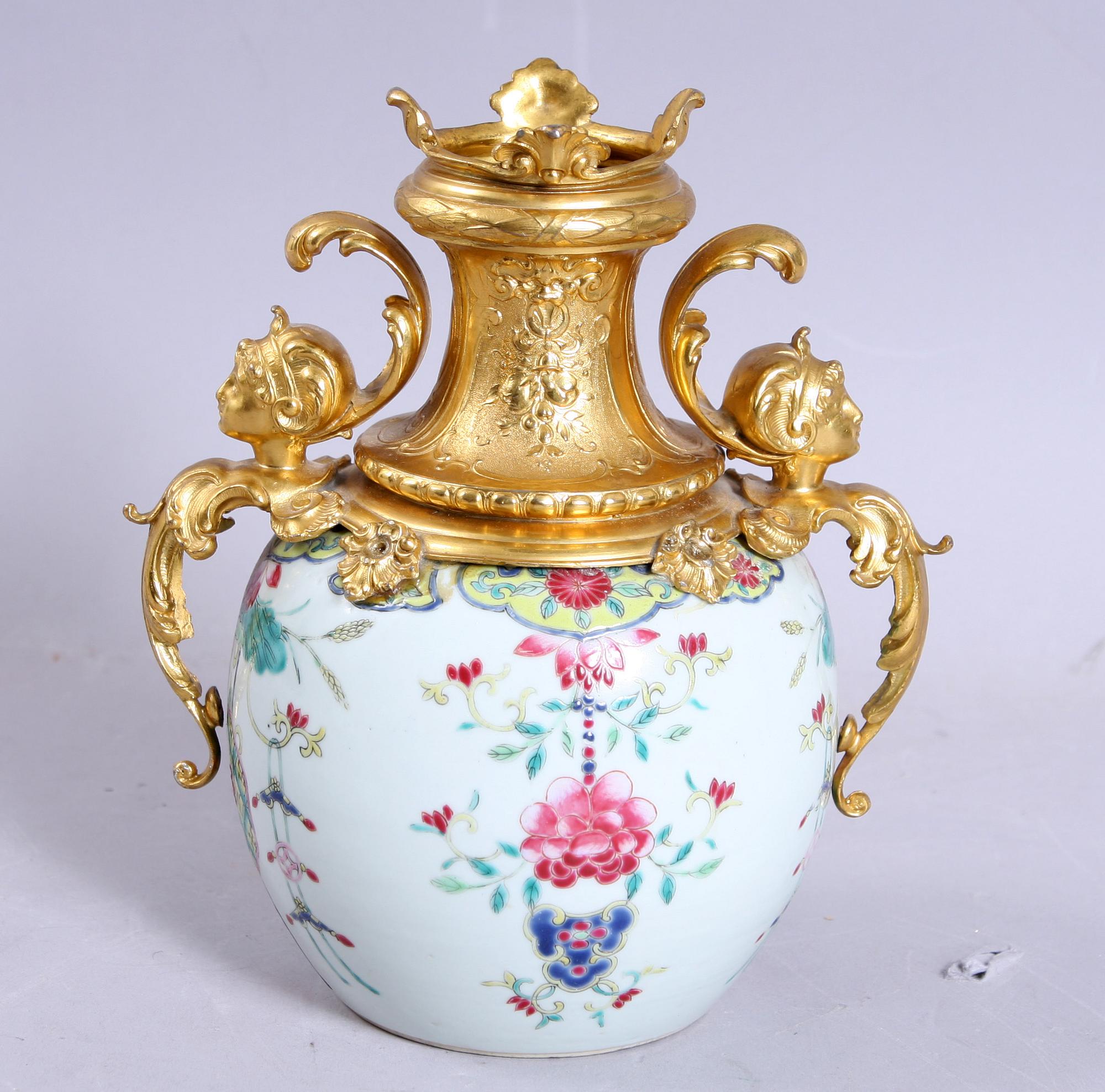 BOJAN, porslin med förgylld montering, Kina, 1800-tal.