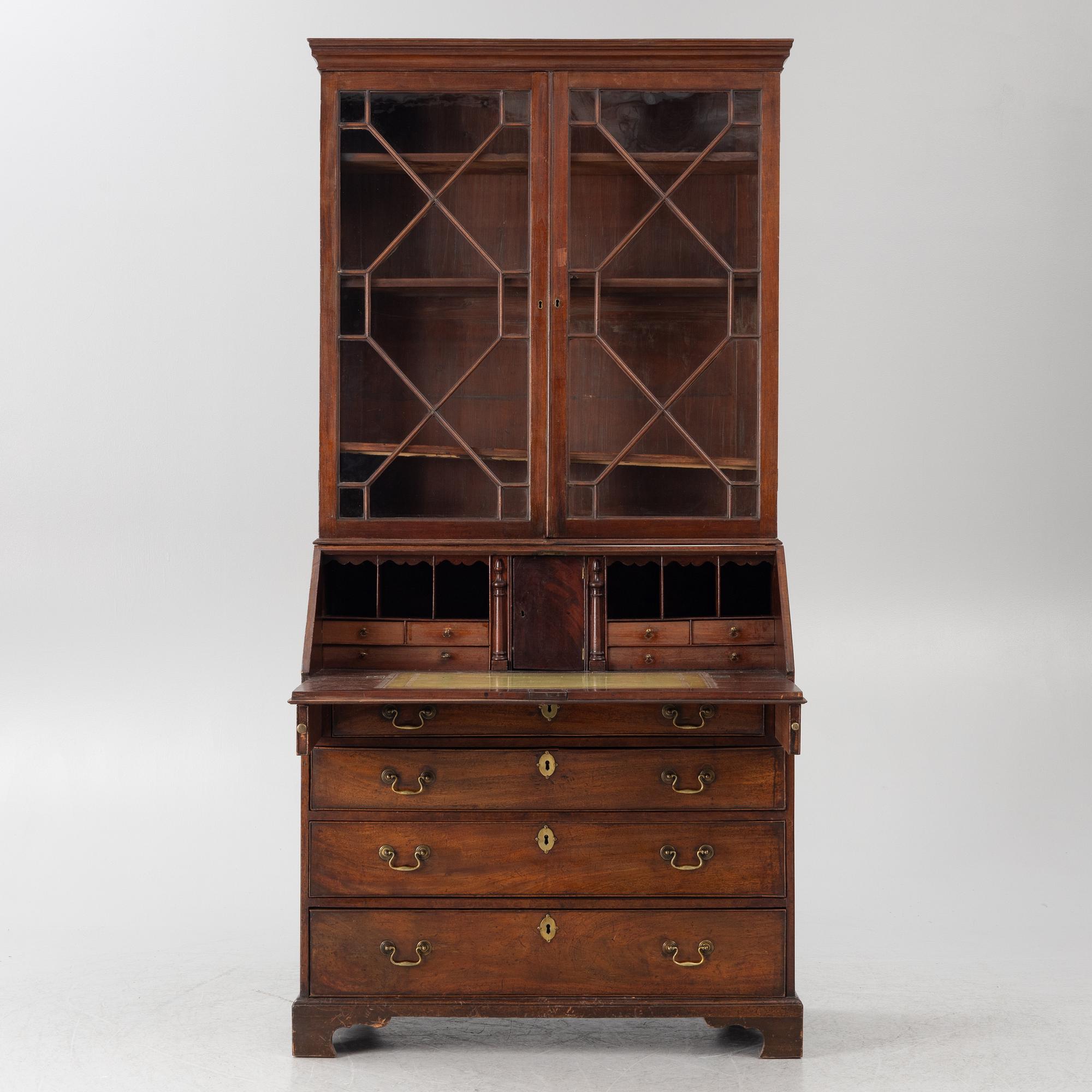 An English mahogany cabinet, 19th Century.