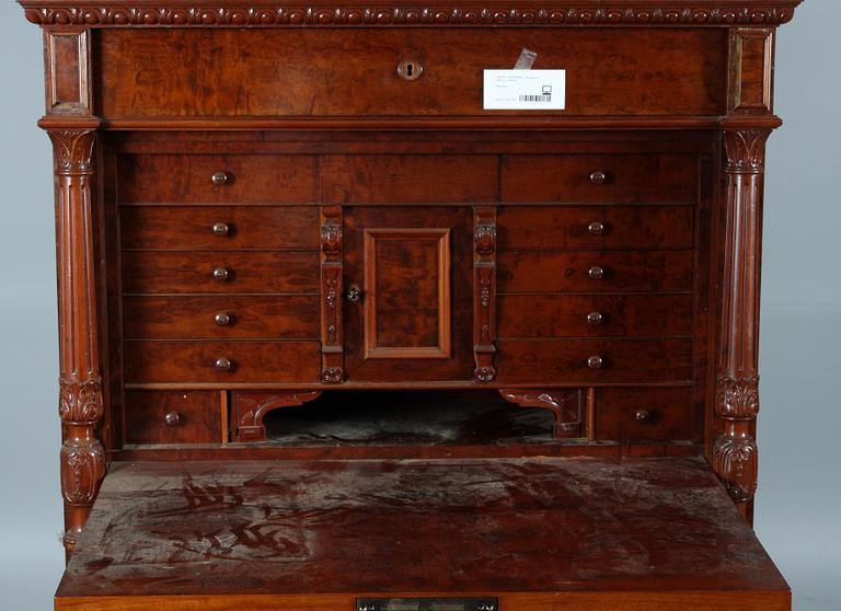 CHIFFONJÉ, nyrenässans, 1800-tal.