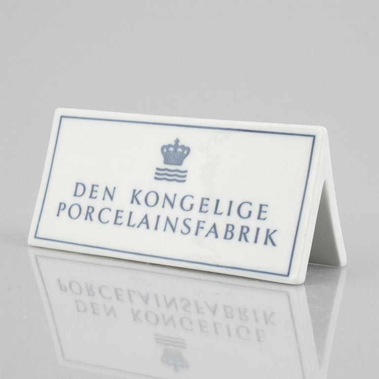 Skylt, porslin, Royal Copenhagen.