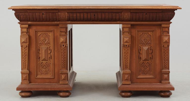 SKRIVBORD, nyrenässans, 1900-talets början.