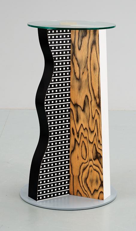 ETTORE SOTTSASS, bord, "Ivory", Memphis, Italien.