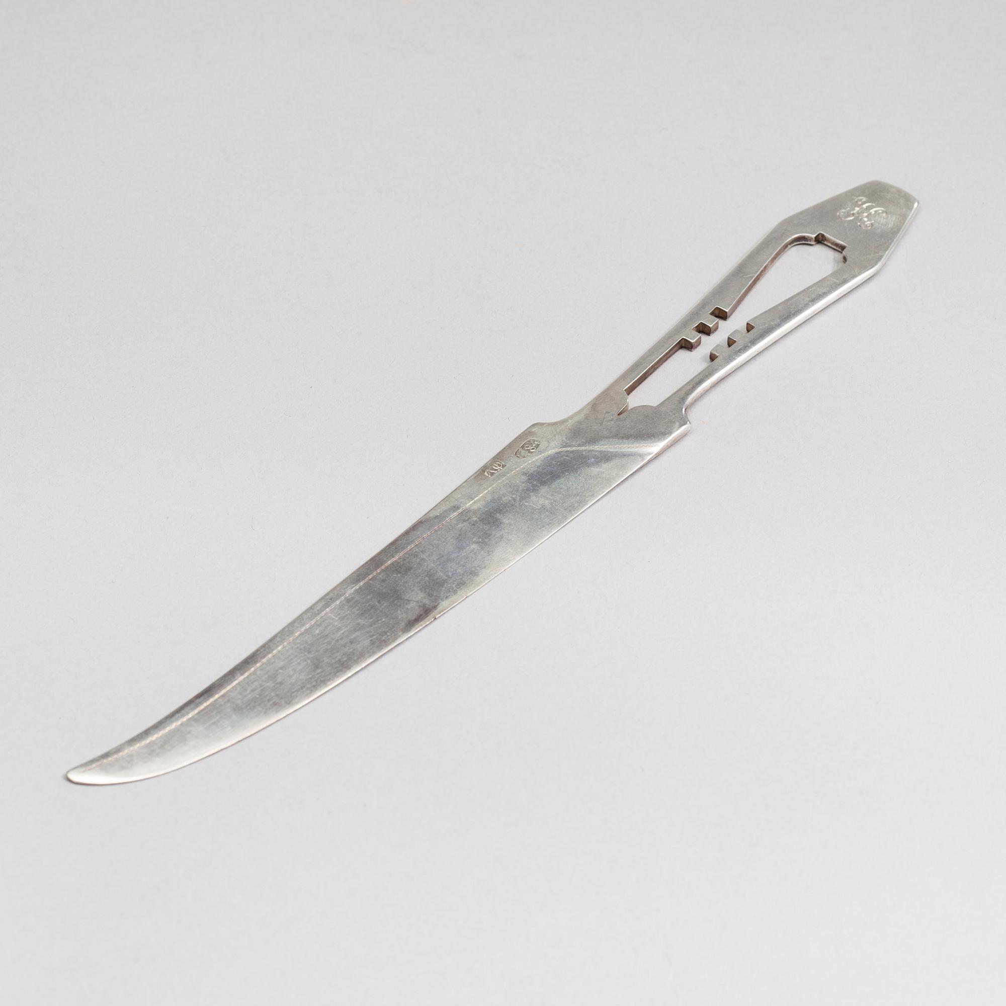PAPPERSKNIV, silver, ryska stämplar, 1800-talets slut. Vikt 48,3 g.