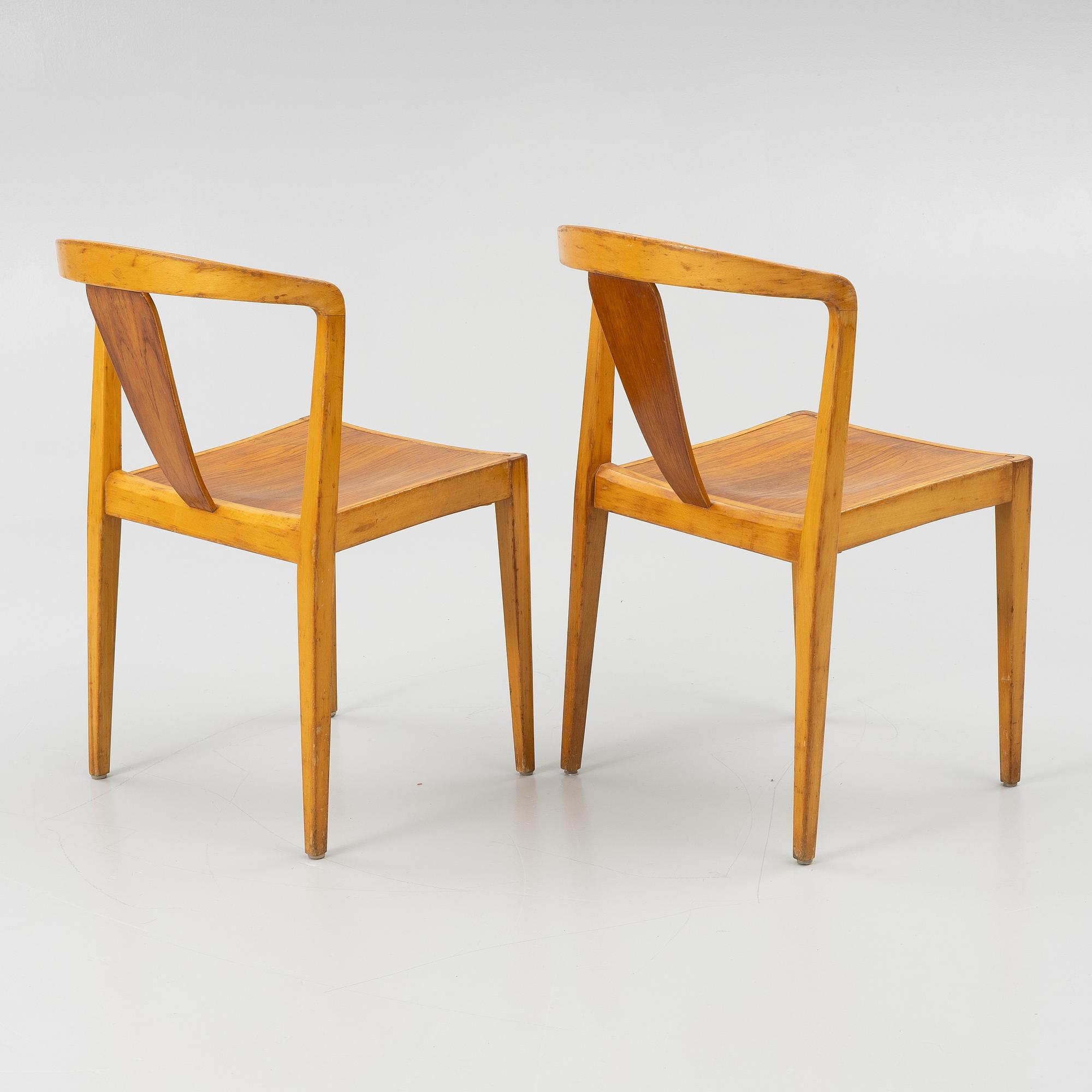 Axel Larsson, a pair of Swedish Modern chairs, model "8-108", Svenska Möbelfabrikarna Bodafors, 1950s.