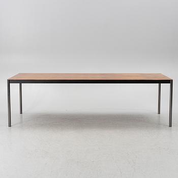 Dining table, Minotti, Italy.