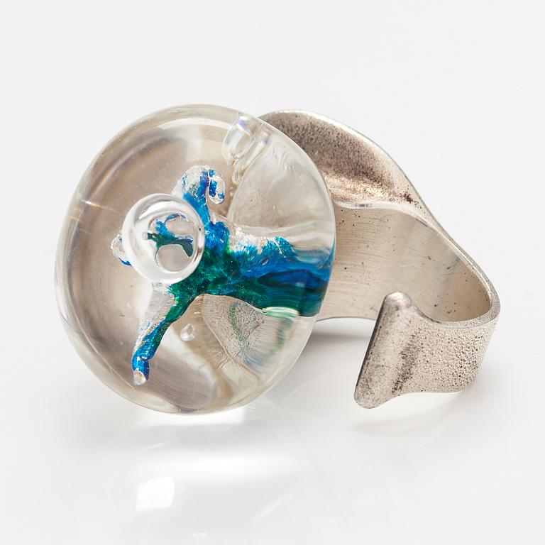 Björn Weckström, "Man i cosmos", a sterling silver and acrylic ring. Lapponia 2001.