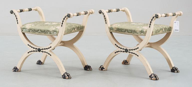 BANKETTER, ett par, sengustaviansk stil, 1800/1900-tal.