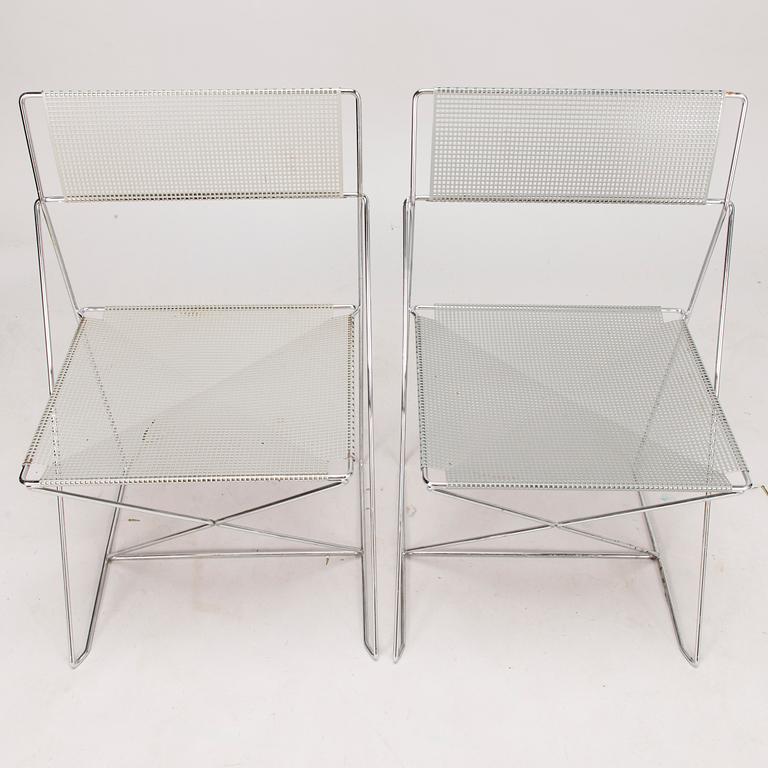 NIELS JØRGEN HAUGESEN, a set of 12 Danish 'X-line' stackable chairs. Designed 1977.