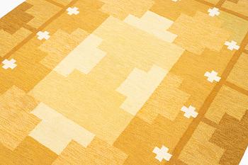 Ingegerd Silow, Rug, “Siljan gul”, flat weave, approximately 280 x 190 cm, signed IS.