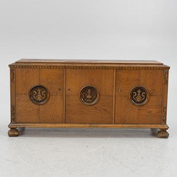 A sideboard, 1920s/30s.