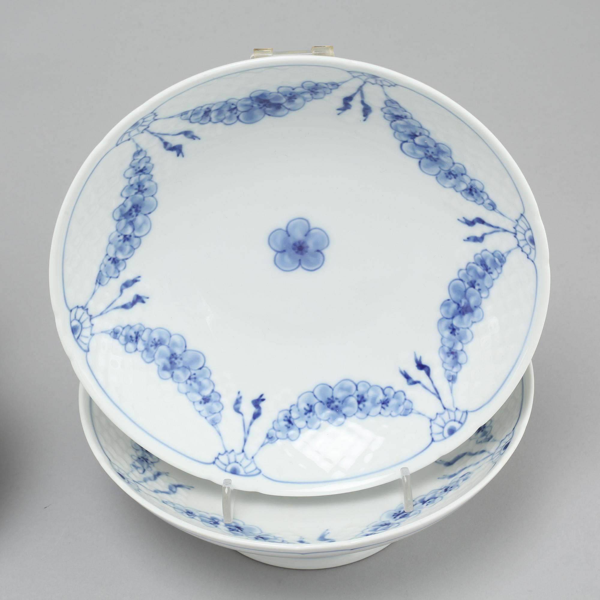 A set of porcelain tableware of 8 pcs, "Empire" by Bing & Gröndahl, Denmark.