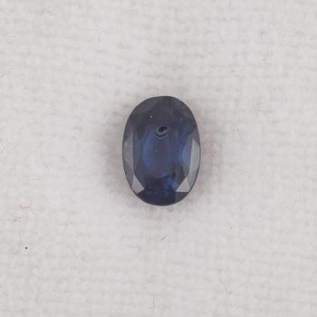 BLÅ SAFIR, oinfattad, 2.97 ct enligt intyg.