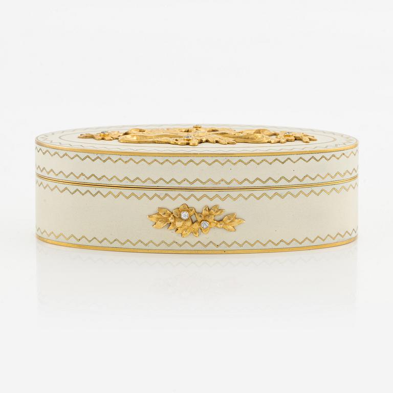 A rare and important jewelled 18K gold and enamel box by Bolin Moscow 1912–1917.