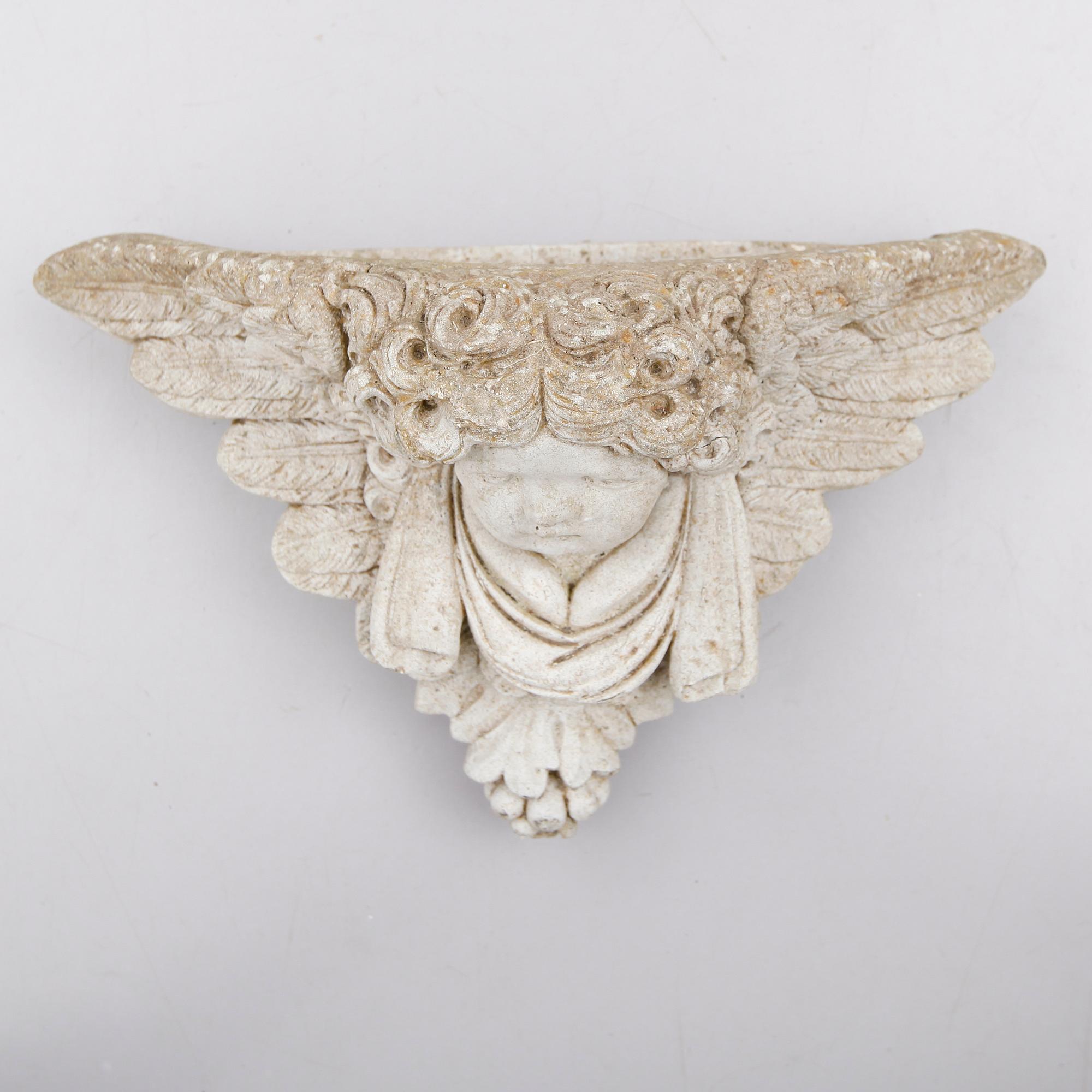 VÄGGURNA, stenmassa, 1900-talets andra hälft.