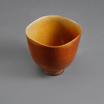 SKÅL, stengods, Berndt Friberg, signerad samt Gustavsbergs studiohand, 1951.