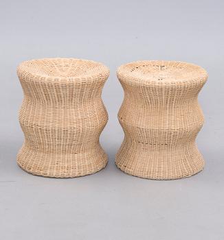 PALLAR, ett par, rotting, "Juttu Stool", Eero Aarnio, modellen formgiven 1961.
