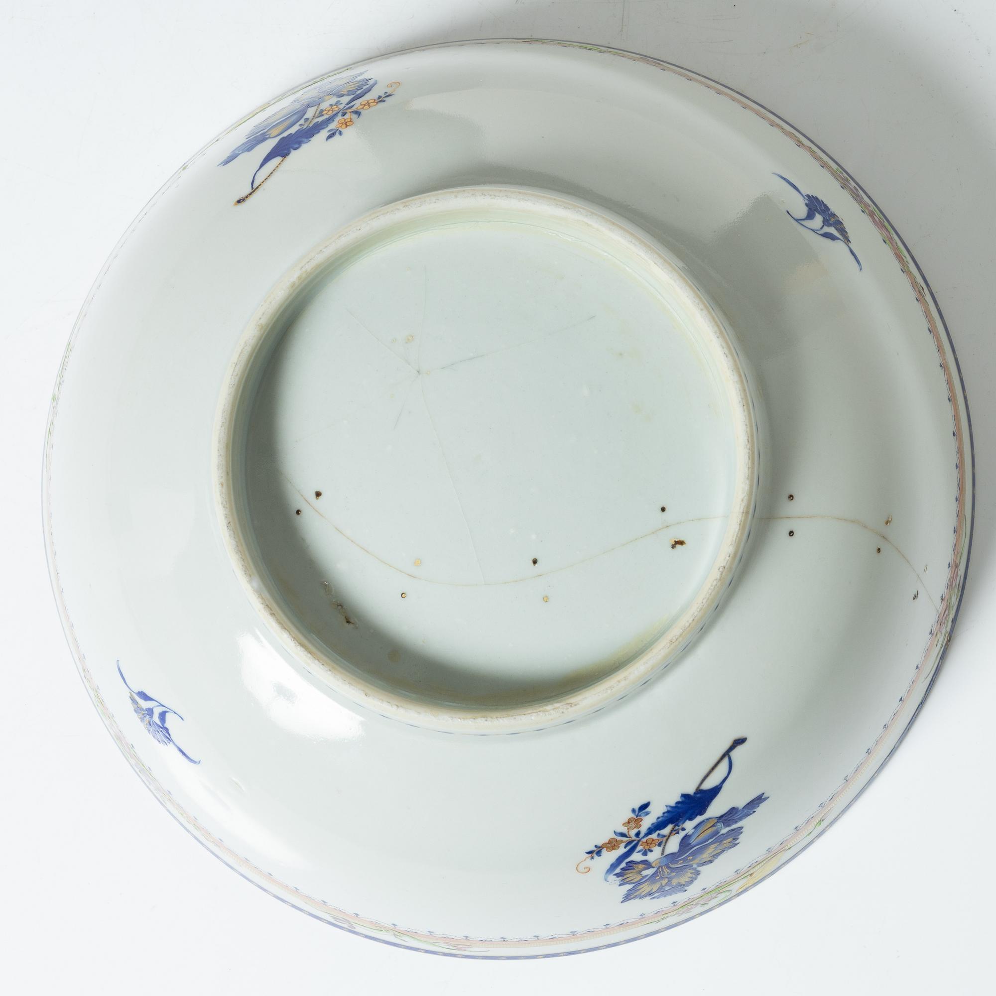 Bålskål, kompaniporslin, Kina, Qingdynastin, Jiaqing (1796-1820).