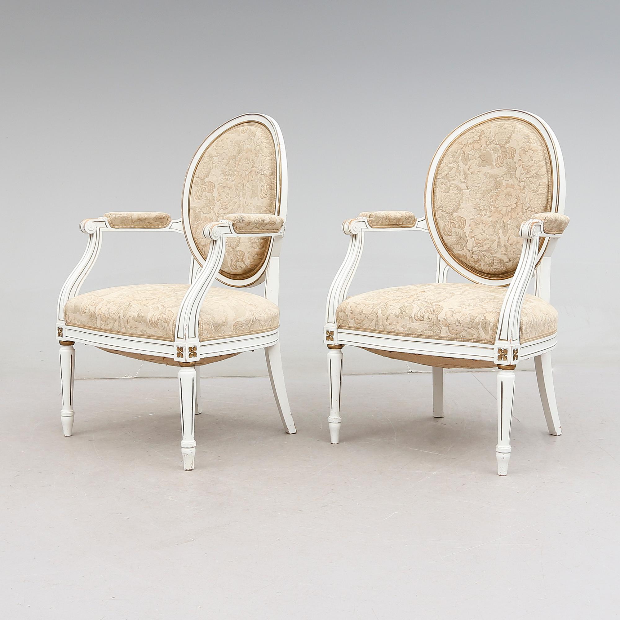 KARMSTOLAR, 1 par, gustaviansk stil, 1900-talets början.