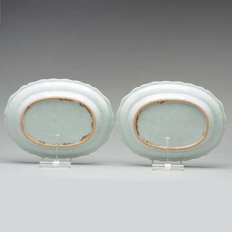 A pair of famille rose dishes, Qing dynasty, Qianlong (1736-95).