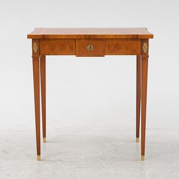 A Gustavian-style sewing table, 20th Century.