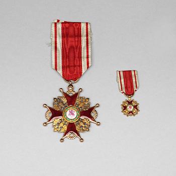 An Imperial Russian gold and enamel order of Saint Stanislaus, third class, turn of the century 1900.