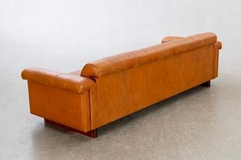 Karl Erik Ekselius, soffa , skinn, Chesterfield-modell.