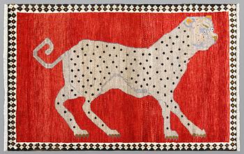 A pictioral Kashgai rug, ca 155 x 105 cm.