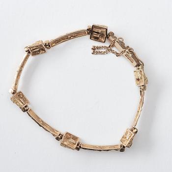 A Lapponia 18k gold bracelet with six brilliant cut diamonds, Finland 1980.
