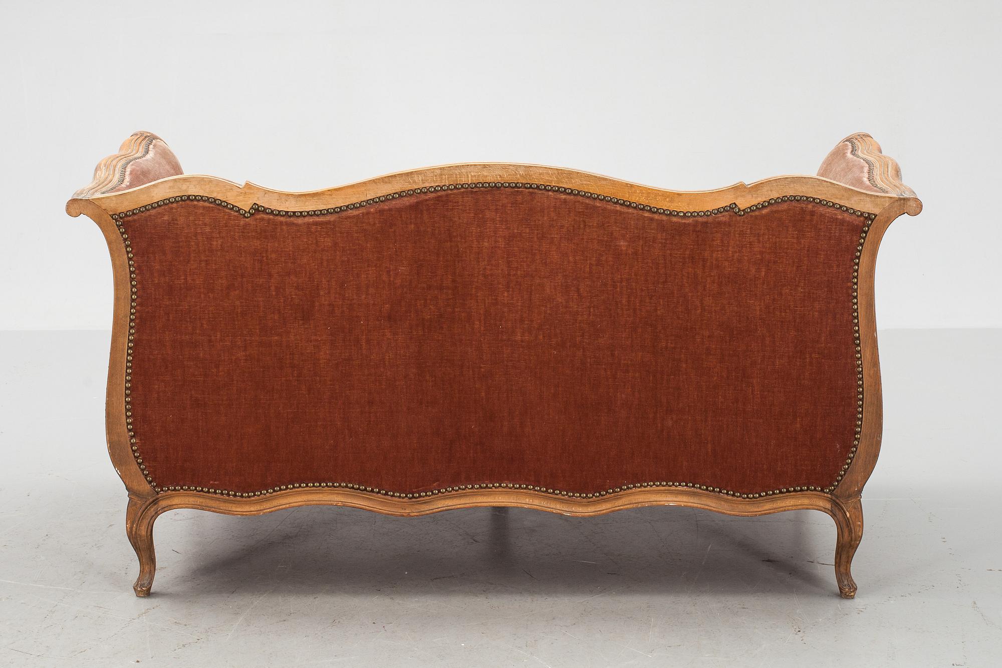 SOFFA, rokokostil, 1900-talets första hälft.